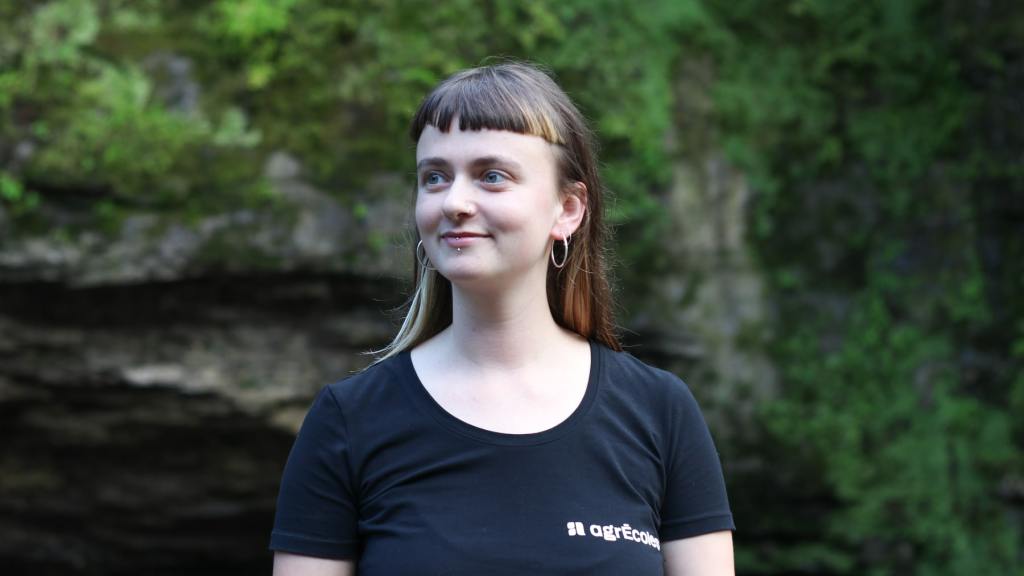 Juliette Paradis est agroéducatrice pour AgrÉcoles. Crédit photo: AgrÉcoles